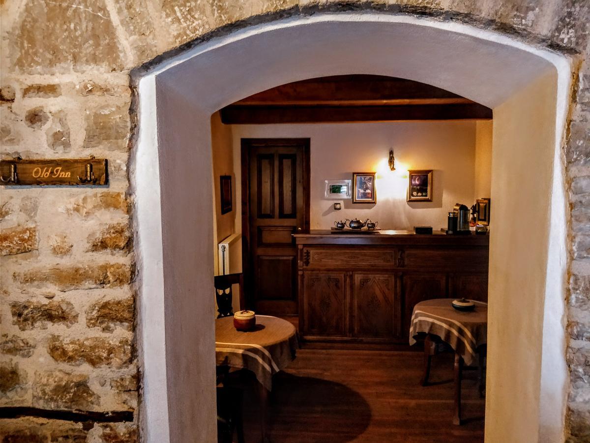 Old Inn Gorianadhes Екстер'єр фото
